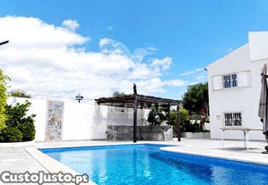 Moradia v5 com piscina, garagem e anexo   conforto e espaço para toda a família