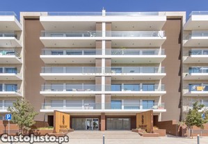 T4 em Condom�nio Fechado com Vista Rio - Alcochete