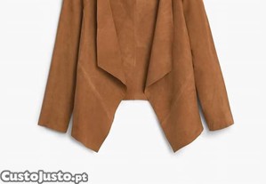 Jaqueta camura camel em pele verdadeira da Mango