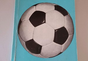 Caderneta Mundial 1966 com Eusébio