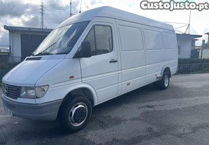 Mercedes-Benz Sprinter 412 D Nacional Longa