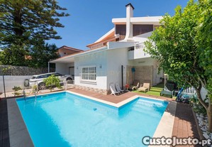 Moradia T4 com piscina