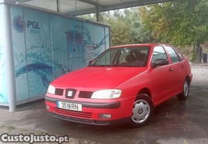 Seat Cordoba 2 - 01