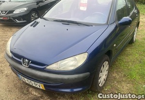 Peugeot 206 1.2  - 01
