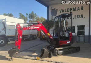 Mini giratria Yanmar de 2750Kg