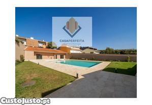 Moradia V3 Com Espaço Exterior Privado Em...