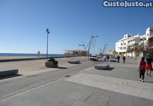 apartamento junt praia 50/60metro distancia praia Armaçao pera Algarve