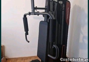 Máquina musculação