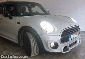 MINI John Cooper Works 1.5 Cooper D - 18