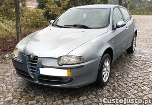 Alfa Romeo 147 1.9 JTD - 04