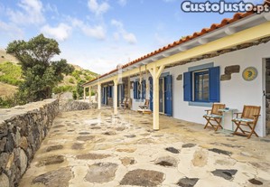 Ref�gio de Tranquilidade na Serra de Dentro   Porto Santo  