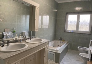 Móvel casa de banho com espelho