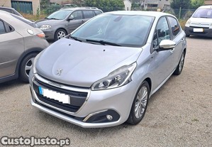 Peugeot 208 1.2 PureTech Style - 17