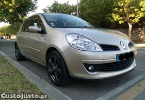 Renault Clio 3  - 5 portas