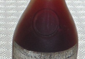 Garrafa Vinho Licoroso Quinta do Sanguinhal - rótulo antigo
