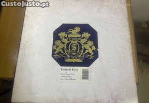 Estojo com 2 garrafas e 2 copos