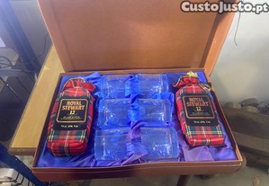 Estojo com 2 garrafas Royal Stewart 12 anos 75/43