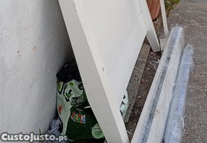 Cama casal sem colchão