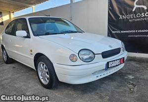 Toyota Corolla 2.0 D-4D Sol - 00
