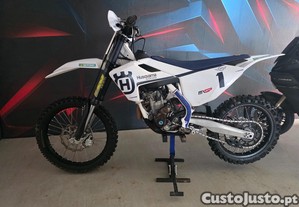 Husqvarna FC250 - 18