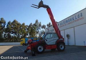 Empilhador Telescópico