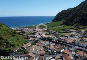 Moradia com 1 Quarto - Faial da Terra - Povoação