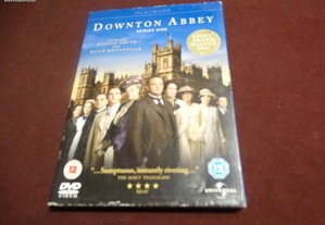 DVD-Downton Abbey-Series one-3 discos-Sem legendas PT