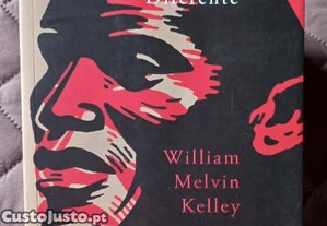 Um Tambor Diferente - William Melvin Kelley