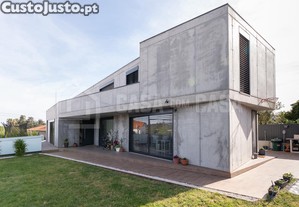 Moradia Isolada V3+1 Moure Carvalhal