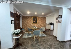 Moradia T2 Remodelada em Fase Final no Granho