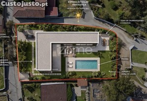 Terreno Com 2000M², Cenário Ideal Para A Casa...