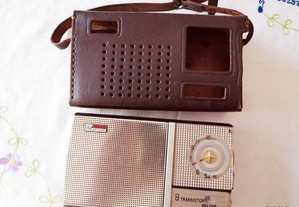 Rádio portátil vintage Wilco 8-transistor rádio, model ST-88