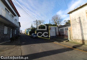 Moradia com 2+1 Quartos - Arrifes - Ponta Delgada