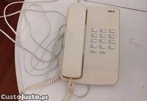 Telefone fixo antigo