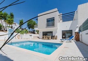 Moradia com 3 Quartos com Piscina - Urbanização Quinta do Rogel - Alcantarilha - Algarve