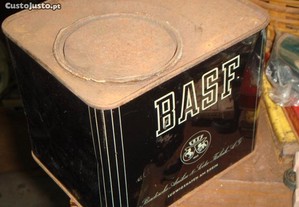 Lata antiga BASF