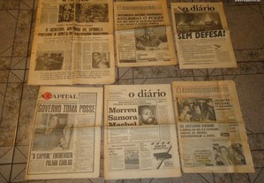 Vários jornais antigos Abril 1974