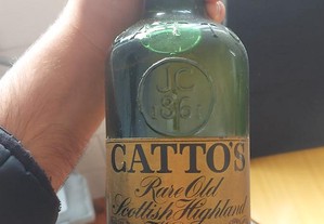 Catto's whisky rare old 1970