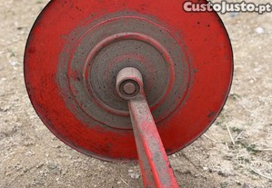 Roda para desviar o feno