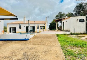 Casa / Villa T5 em Faro de 131,00 m²