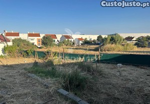 Terreno para moradia com 539m2 no carregado