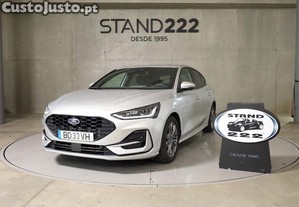 Ford Focus 1.0 EcoBoost MHEV ST-Line Aut