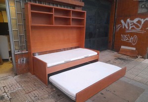 Studio com 2 camas e colchões incluídos