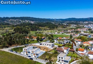 Moradia T3 Nova - Vila Verde, Braga