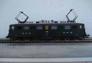 1 Locomotiva e 3 vagões marca roco Para Lin