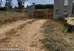 Terreno com viabilidade de construção