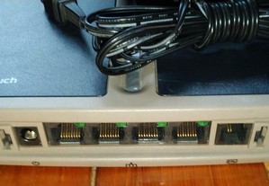 Router / Switch 4 Portas Thomson SpeedTouch 510
