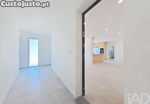 Apartamento T2 em Santa Maria, São Pedro E Matacães de 146,00 m²