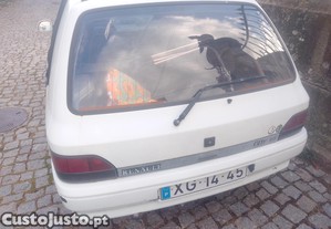 Renault Clio 1.1 - 91