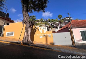 Moradia v3 no centro do funchal